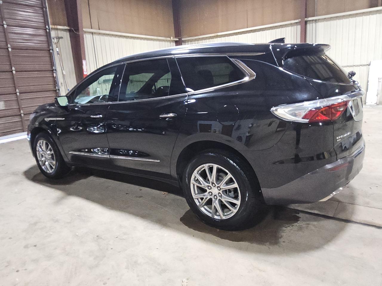 2022 Buick Enclave - Image 2