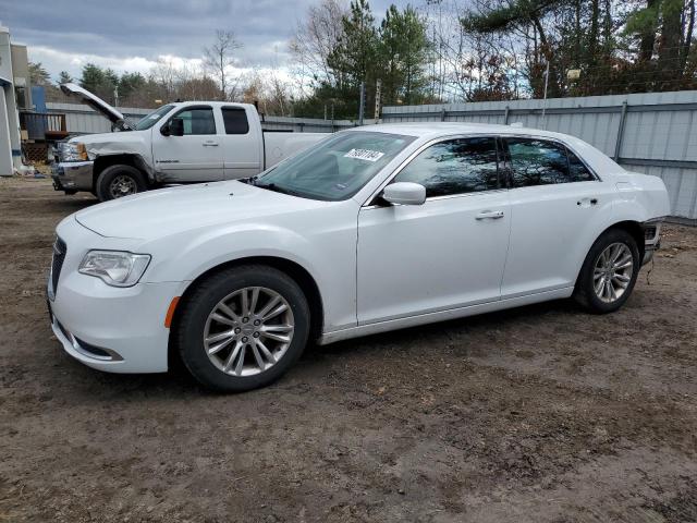 2019 Chrysler 300 Touring