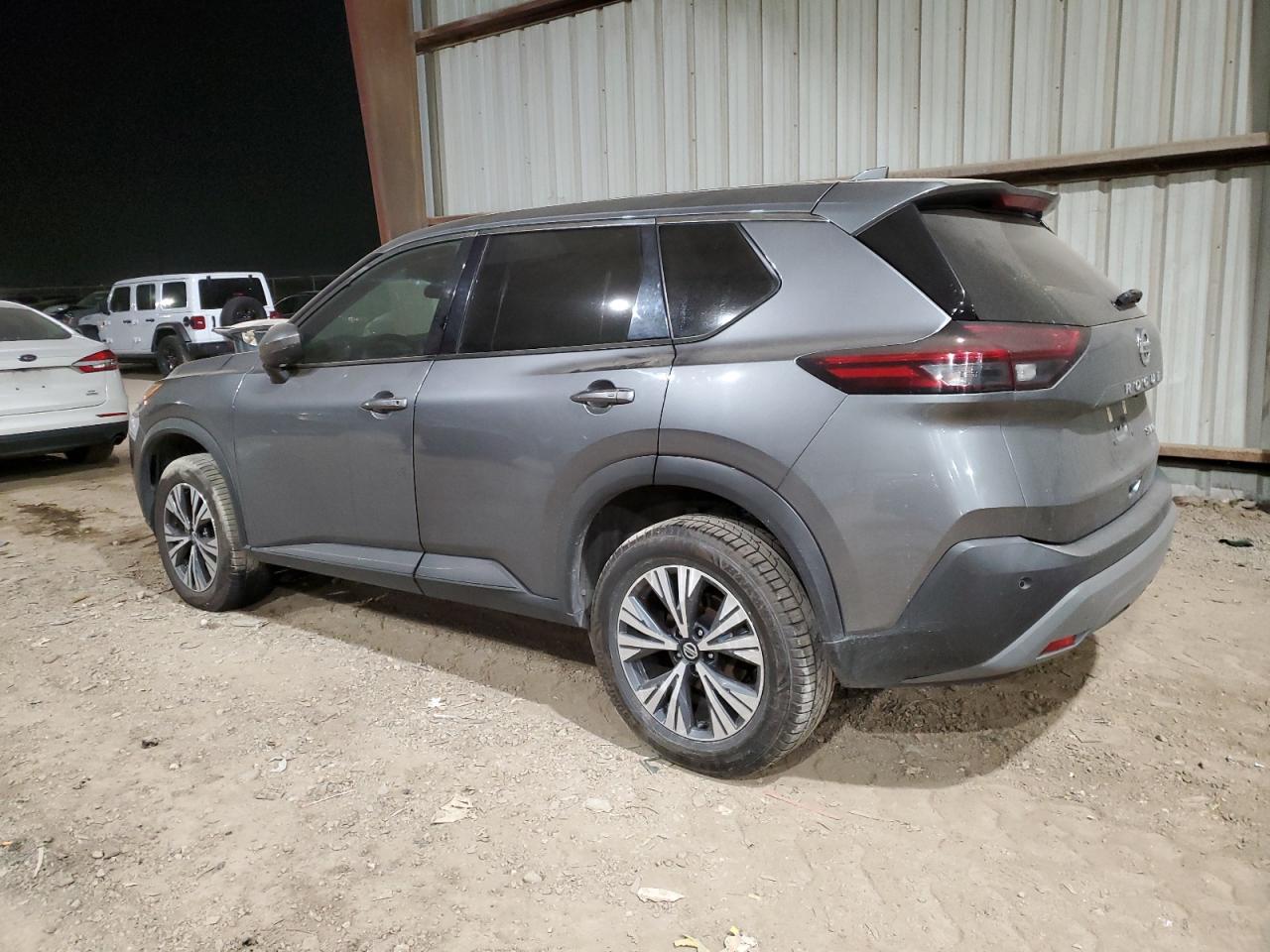 2021 Nissan Rogue - Image 2