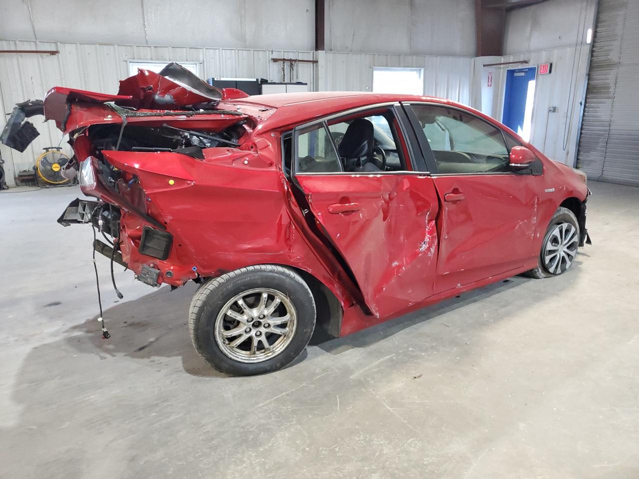 2020 Toyota Prius - Image 3