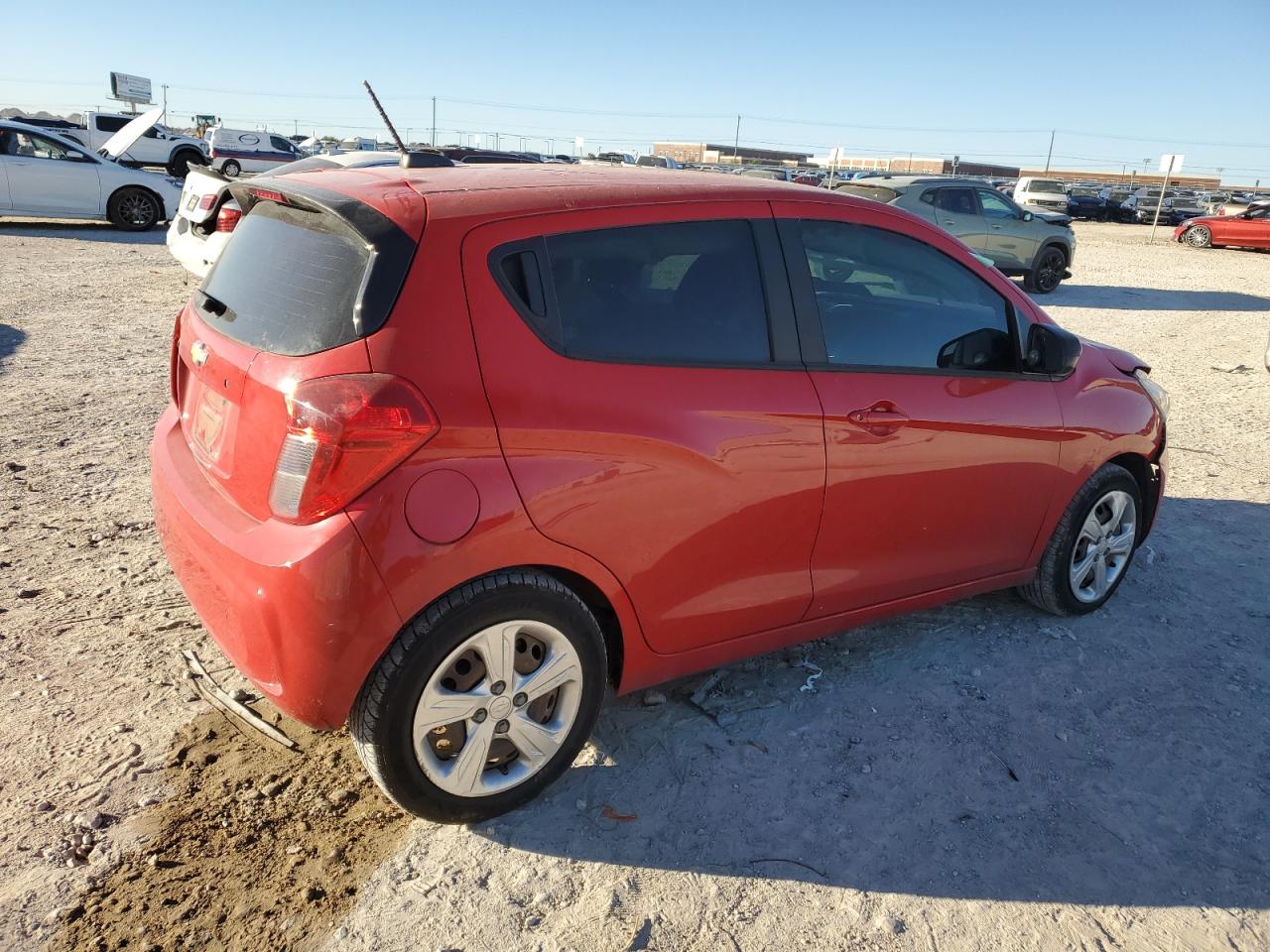 VIN KL8CB6SA9KC742407 2019 CHEVROLET SPARK no.3