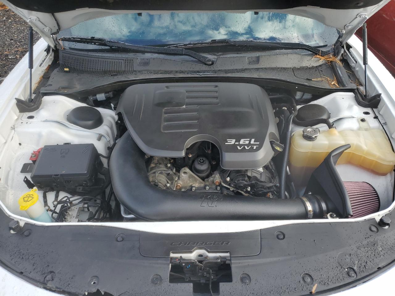 2016 Dodge Charger - Image 11