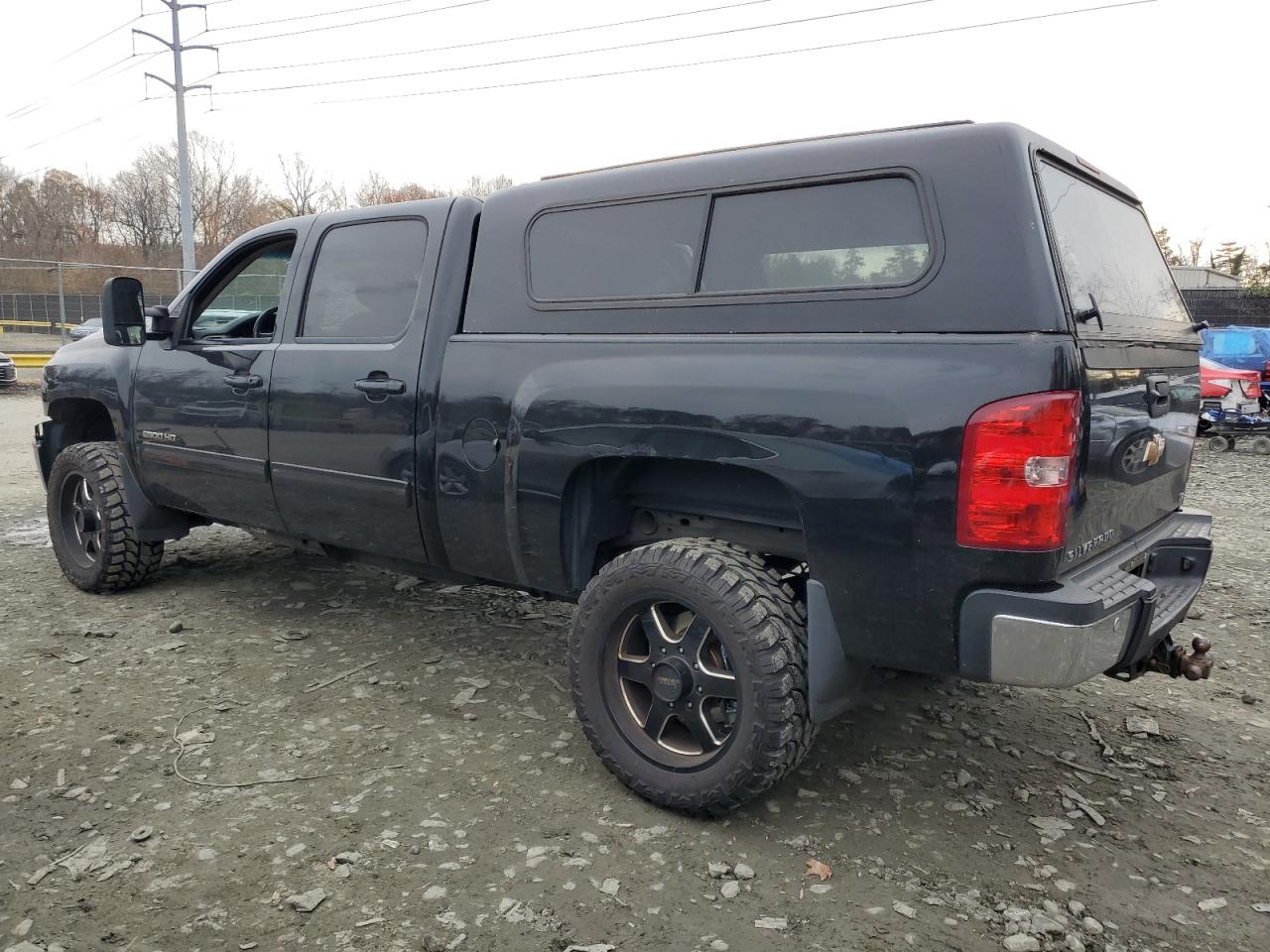2012 Chevrolet Silverado - Image 2