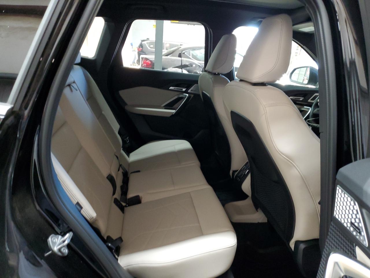 2023 BMW X1 - Image 12
