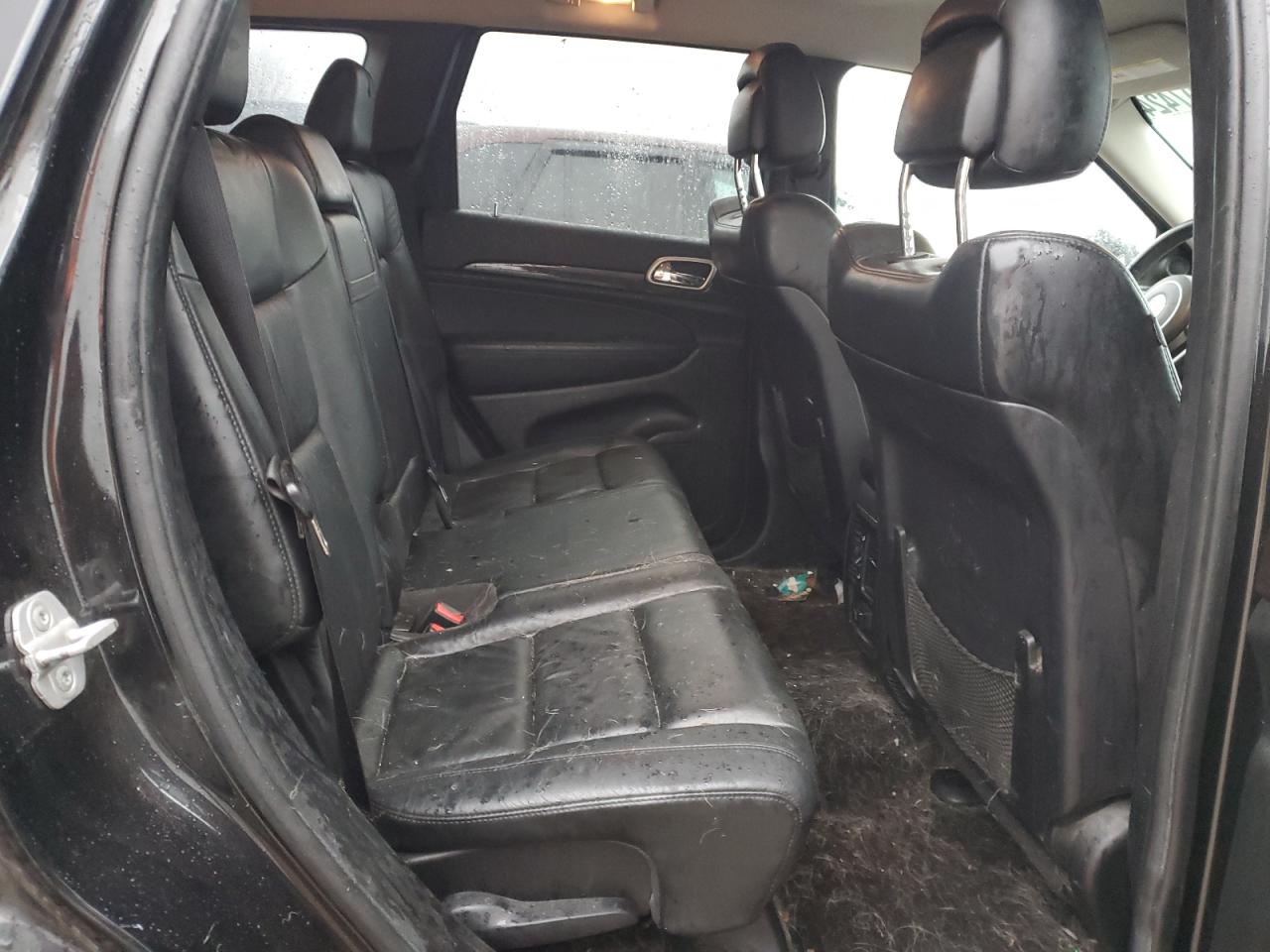 2012 Jeep Grand Cherokee - Image 11