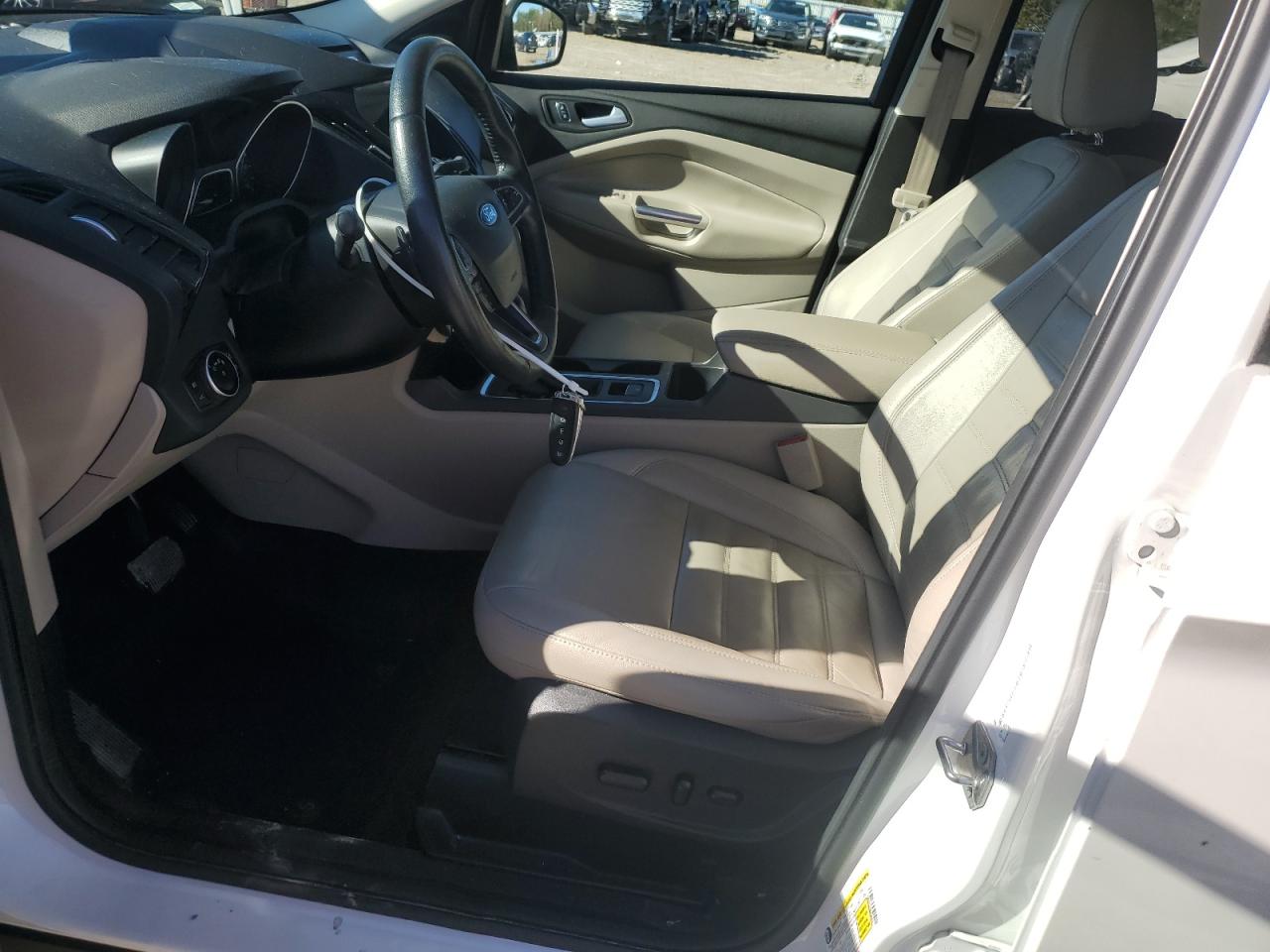2017 Ford Escape - Image 7
