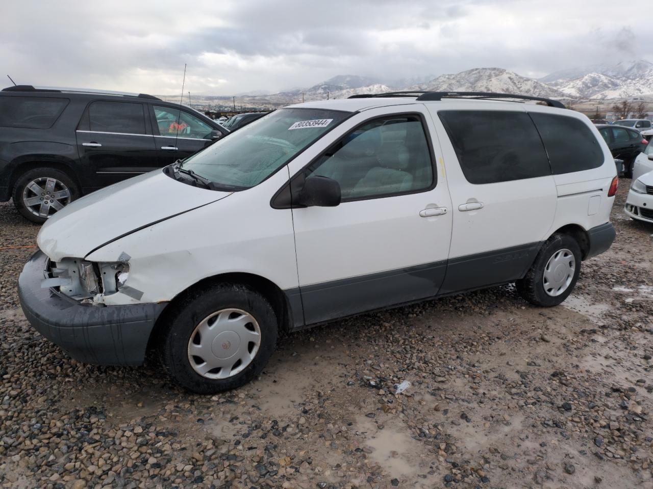 1998 Toyota Sienna - Image 1