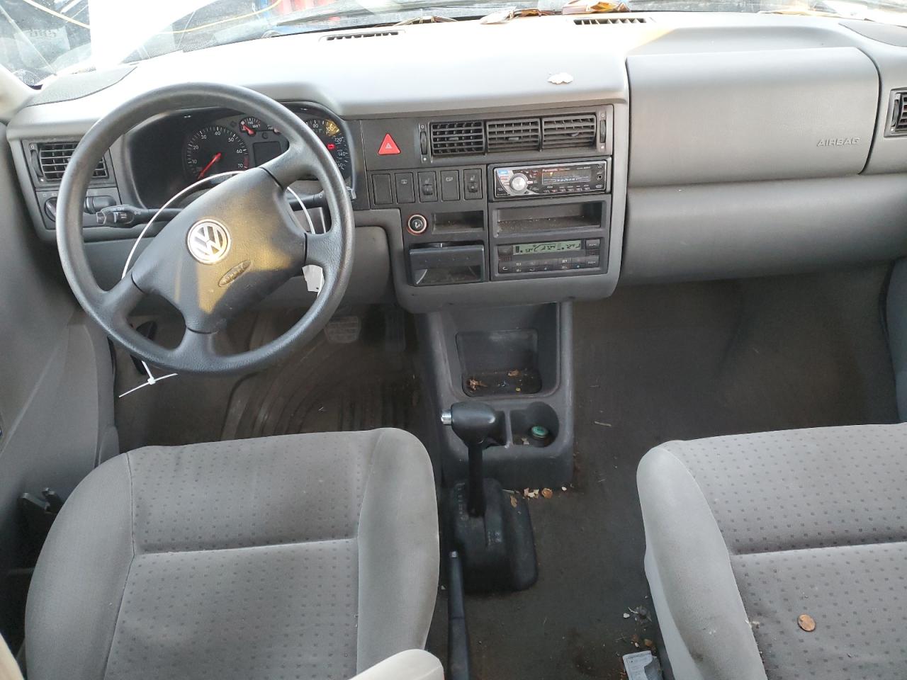 2003 Volkswagen EuroVan - Image 8