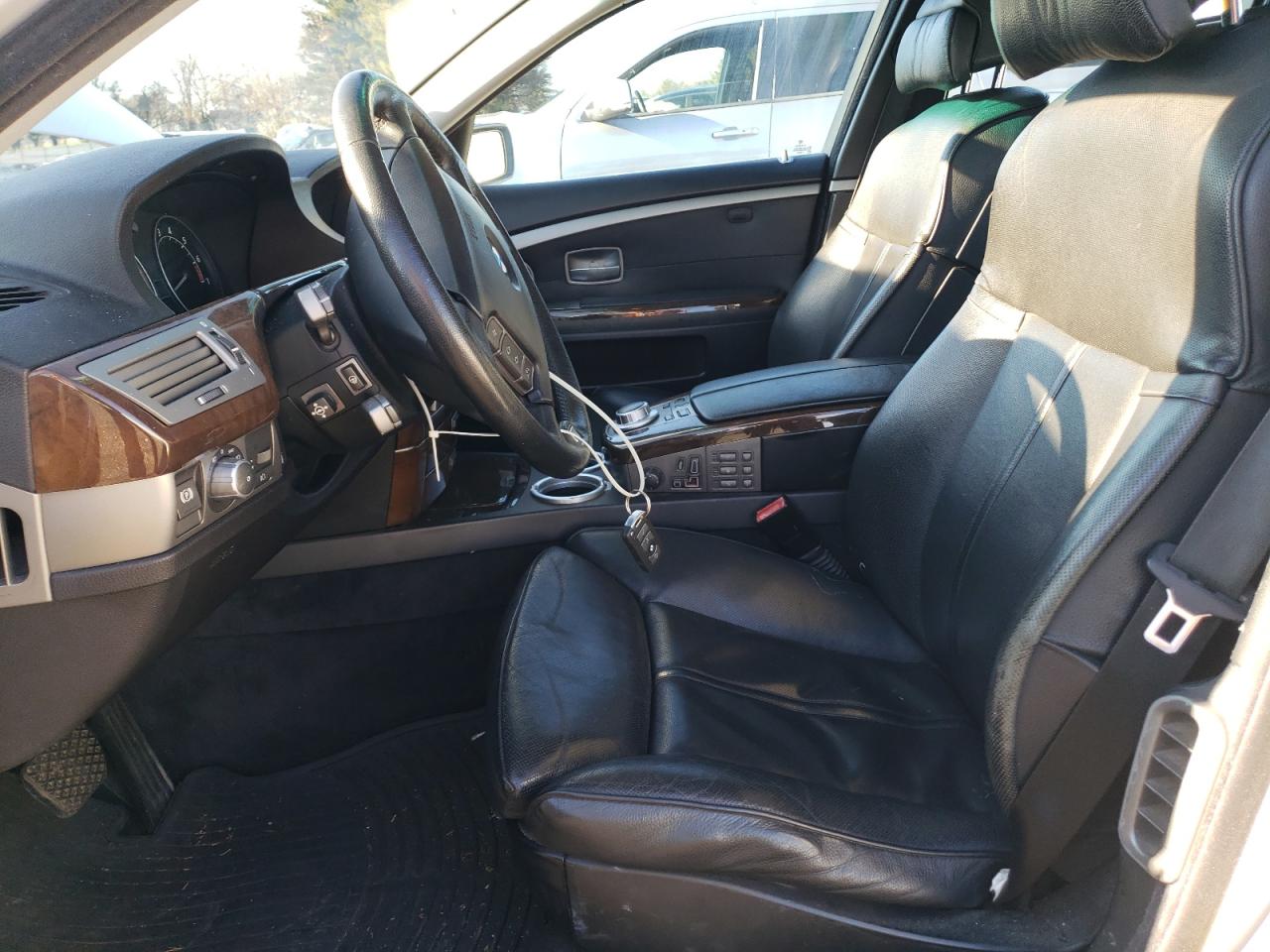 2008 BMW 750 I VIN: WBAHL835X8DT12098 Lot: 82220094