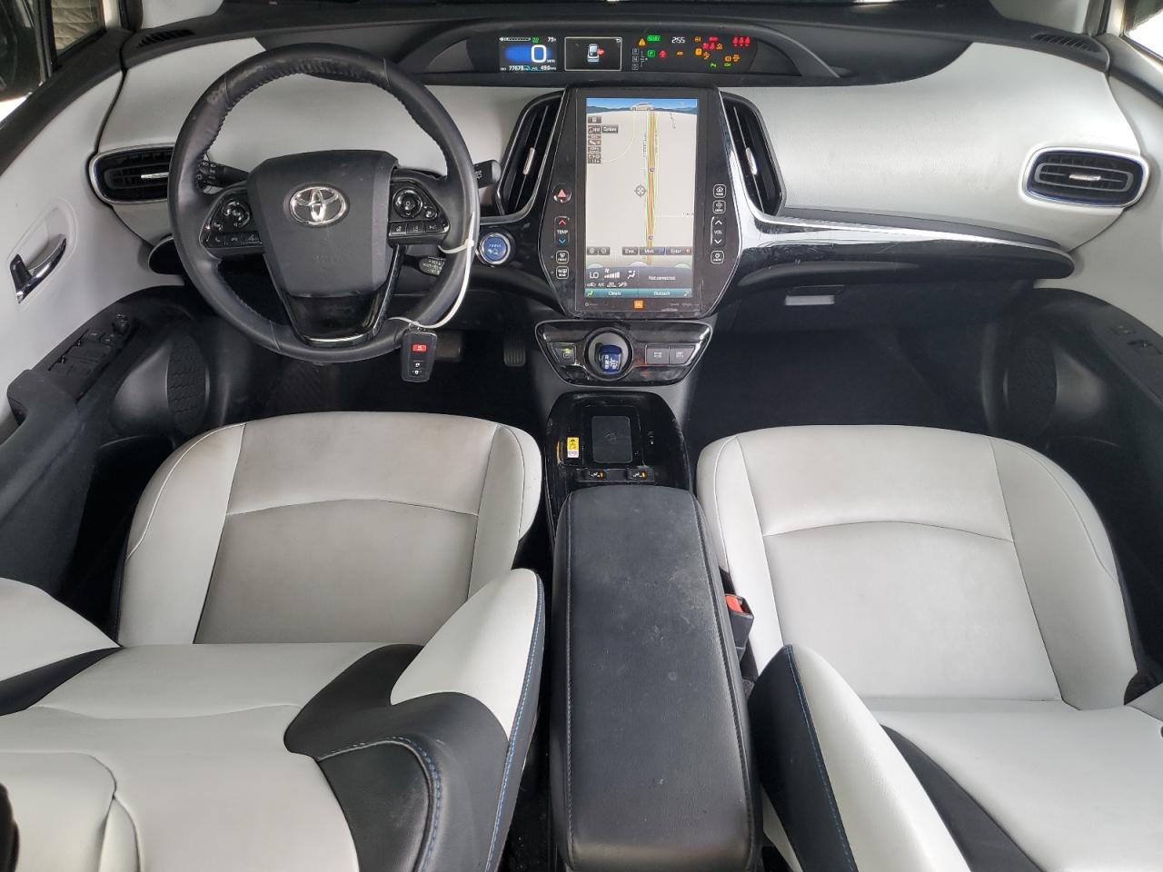 2019 Toyota Prius - Image 8