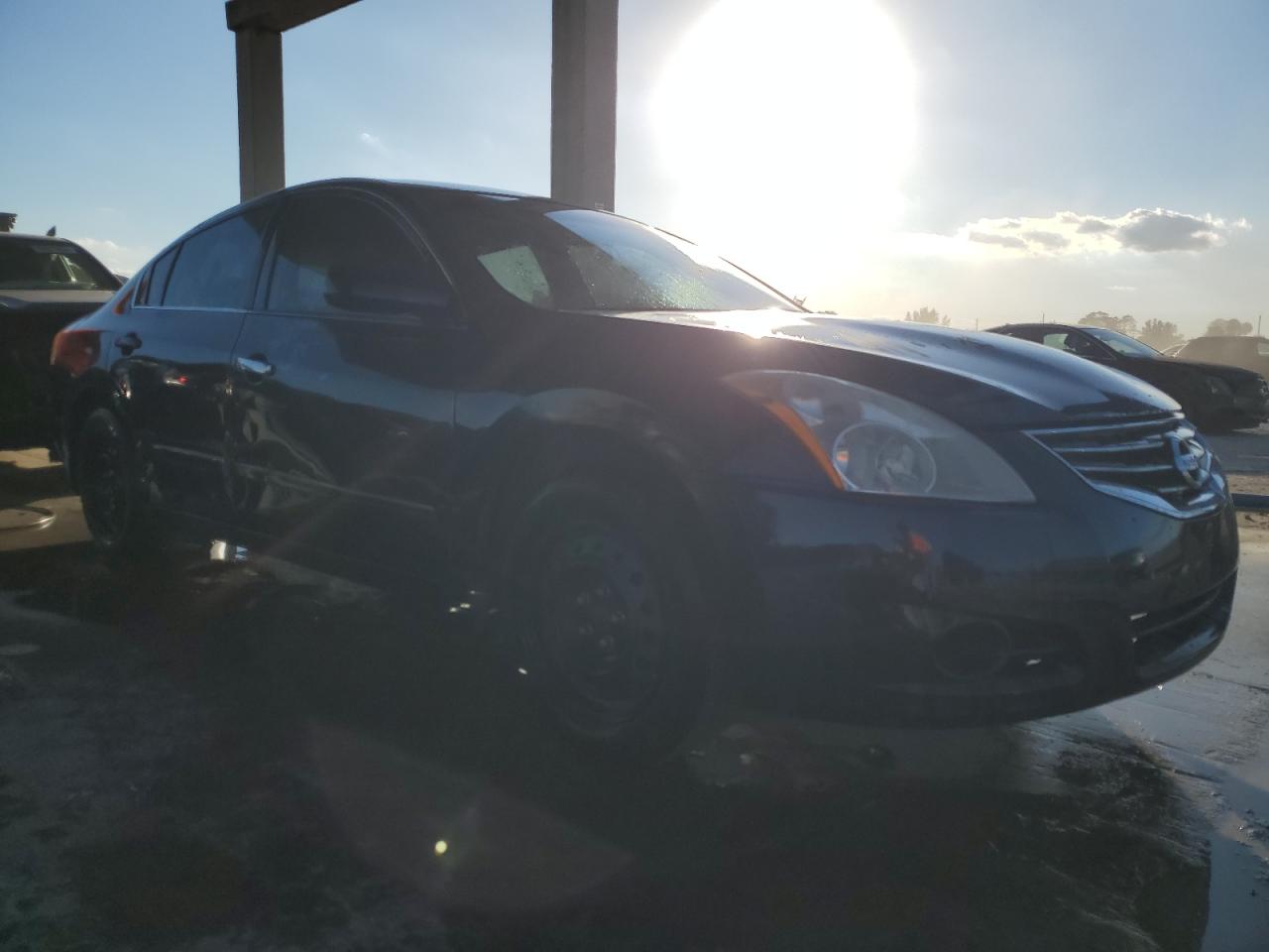 2010 Nissan Altima - Image 4