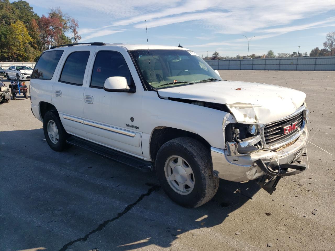 2005 GMC Yukon - Image 4