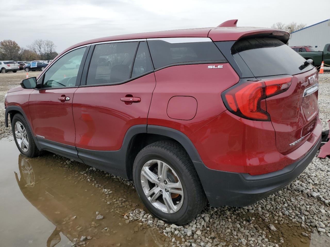 2019 GMC Terrain - Image 2