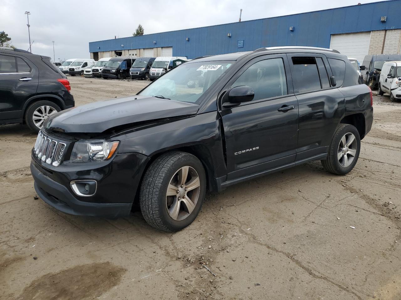 VIN 1C4NJCEA2GD806530 2016 JEEP COMPASS no.1