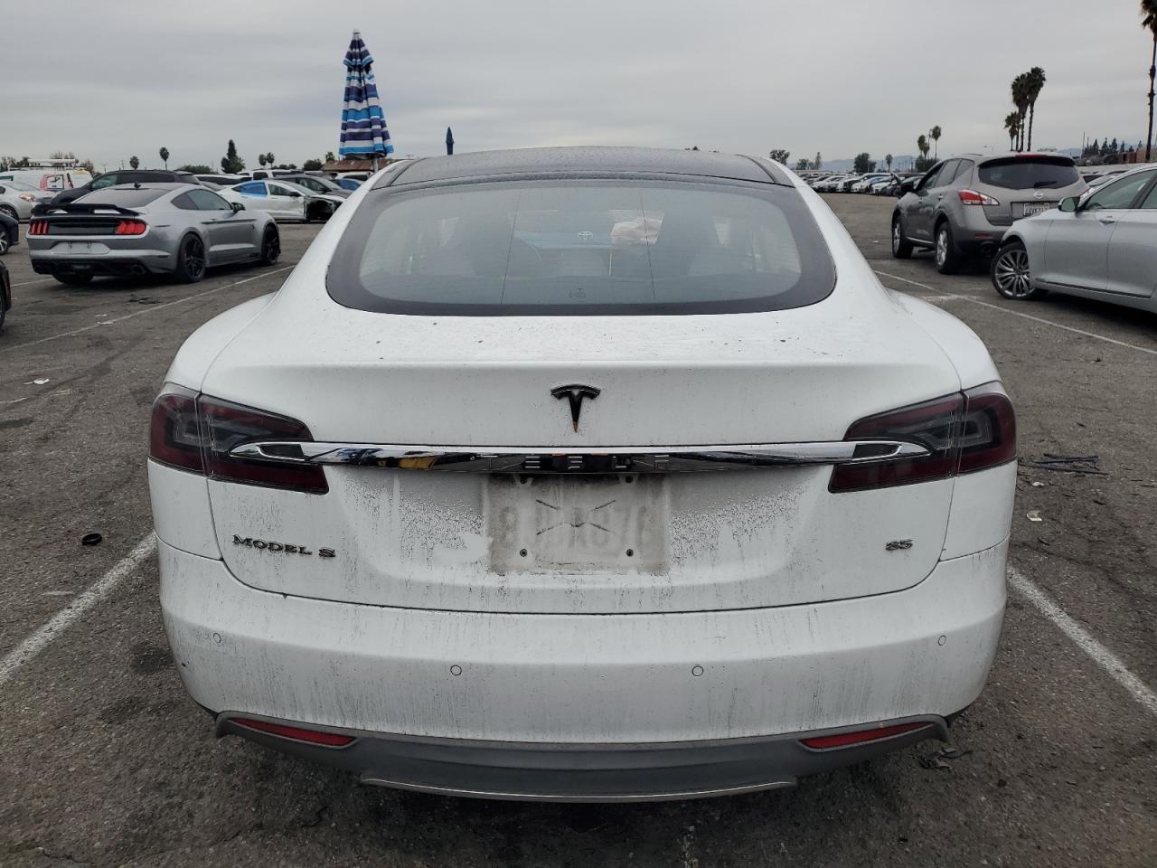 2013 Tesla Model S VIN: 5YJSA1CN5DFP22672 Lot: 81852824