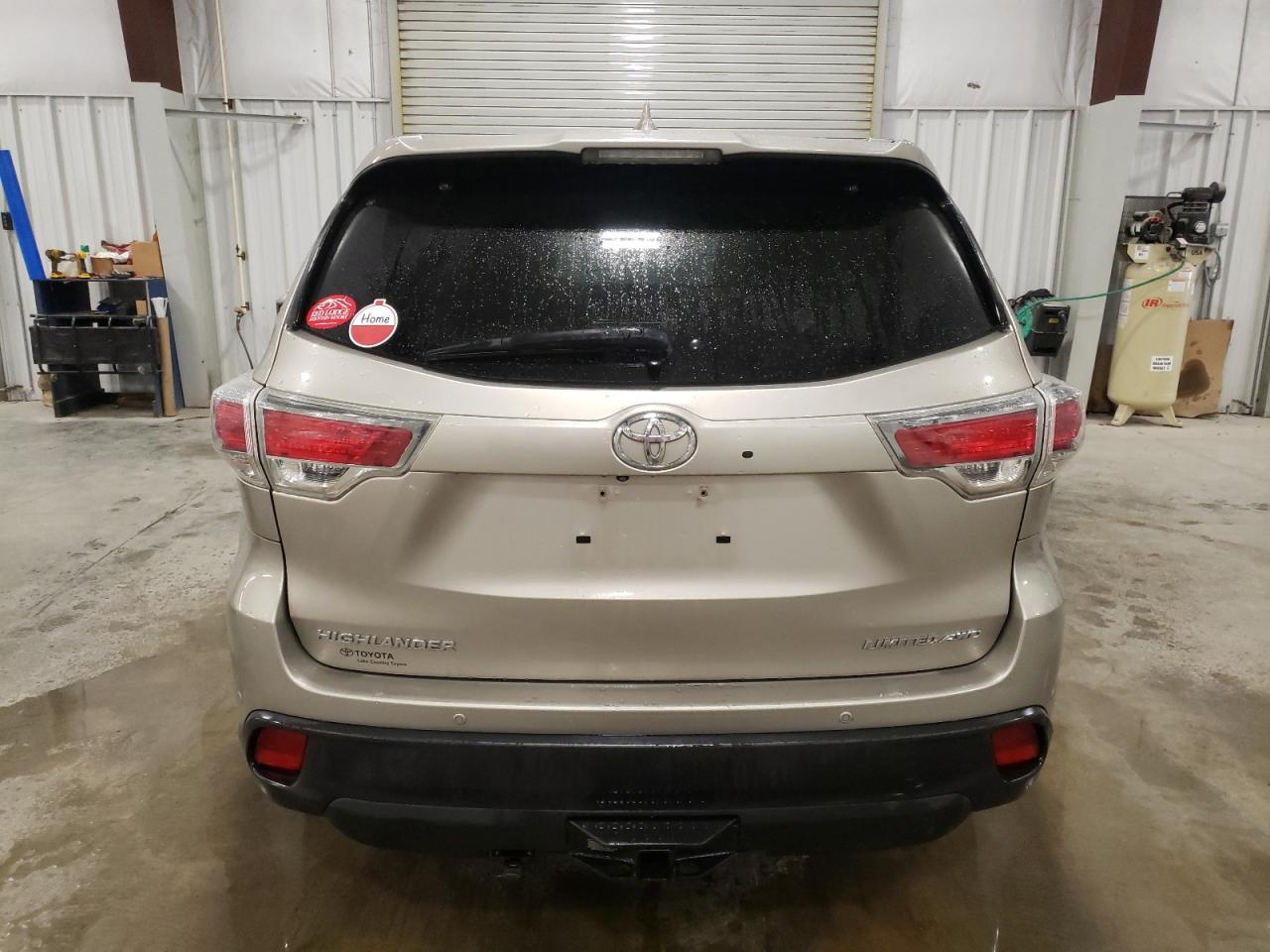 2015 Toyota Highlander Limited VIN: 5TDDKRFH2FS154633 Lot: 79763244