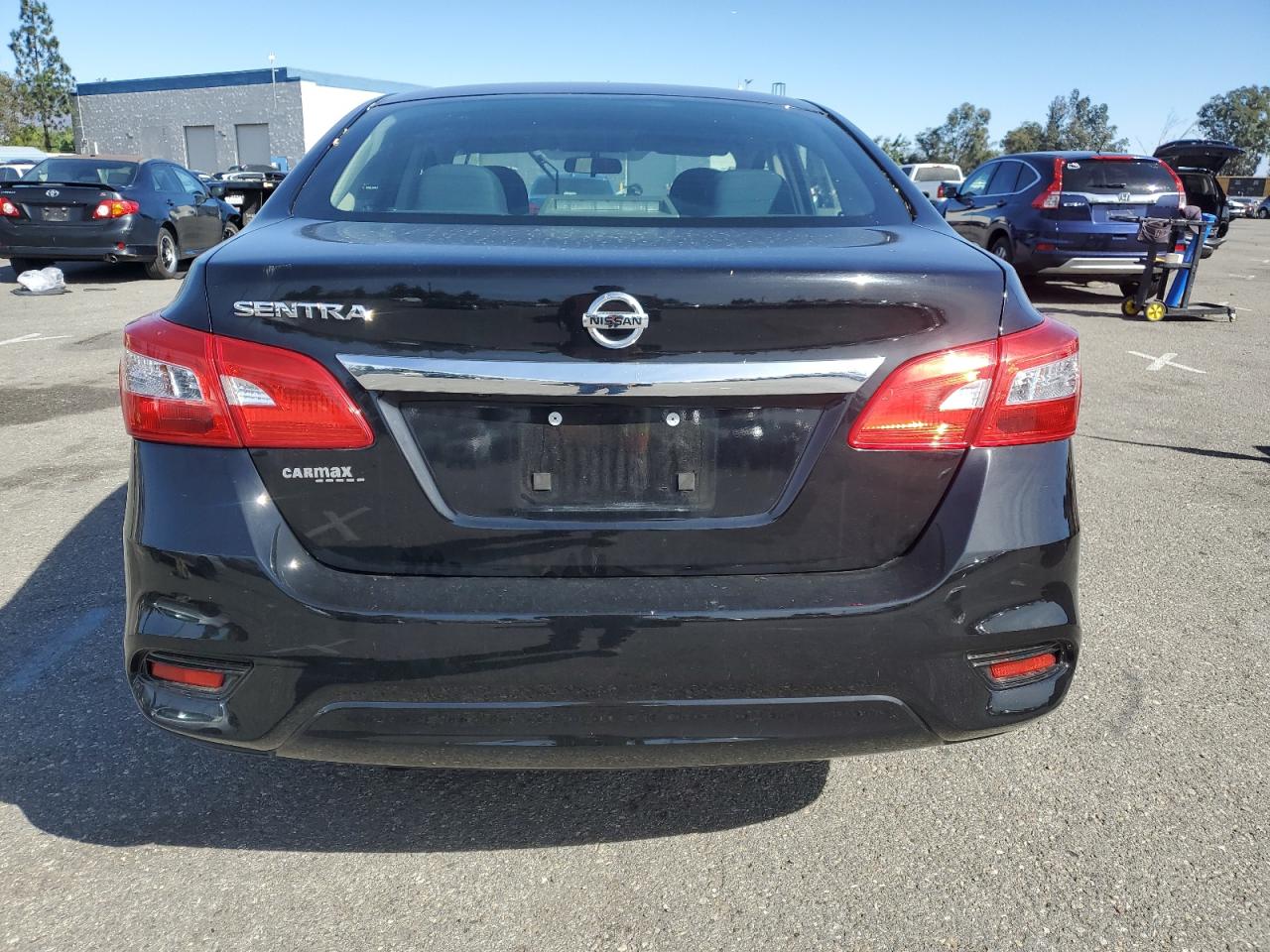 2019 Nissan Sentra - Image 6