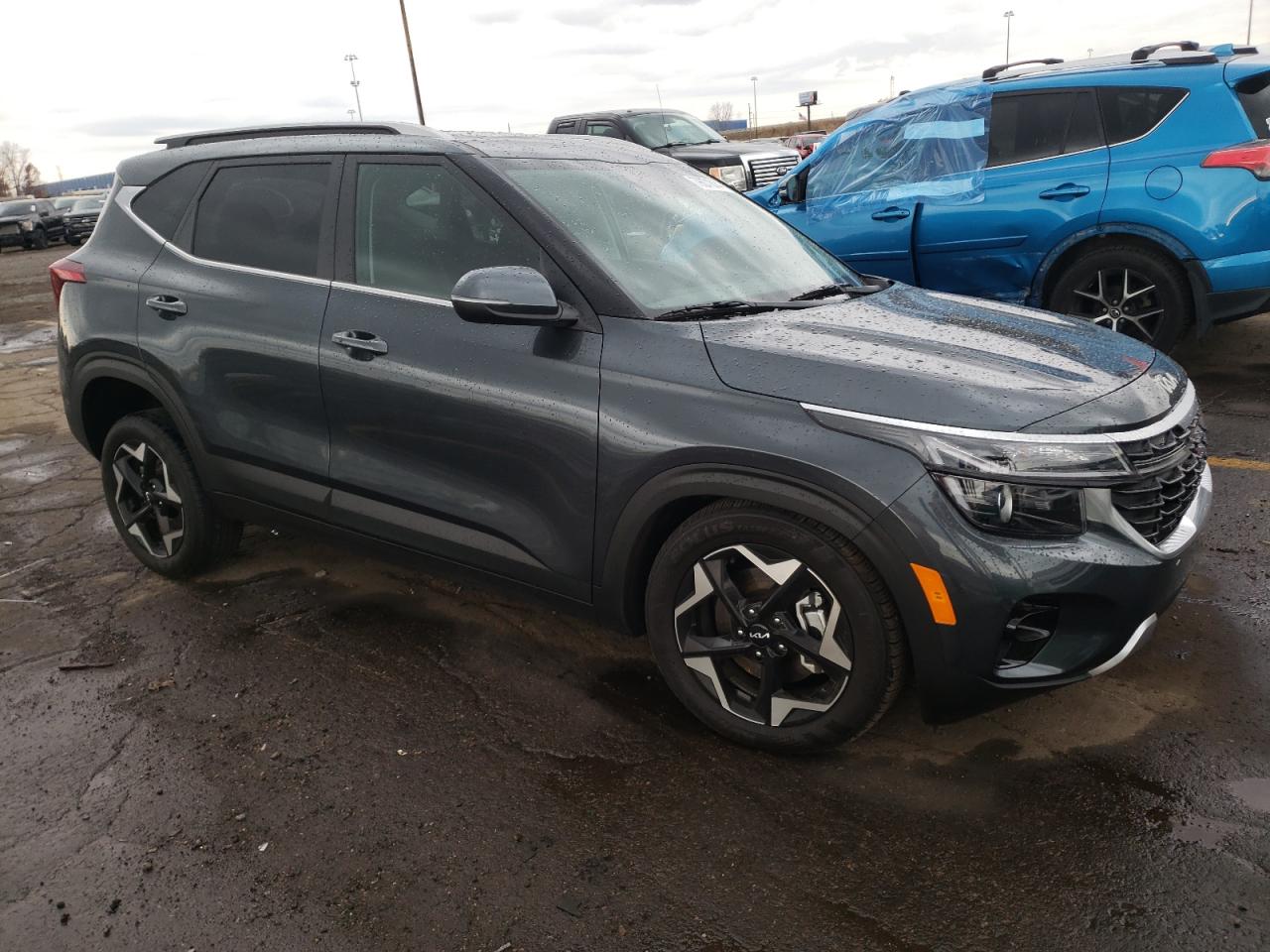 2024 Kia Seltos - Image 4