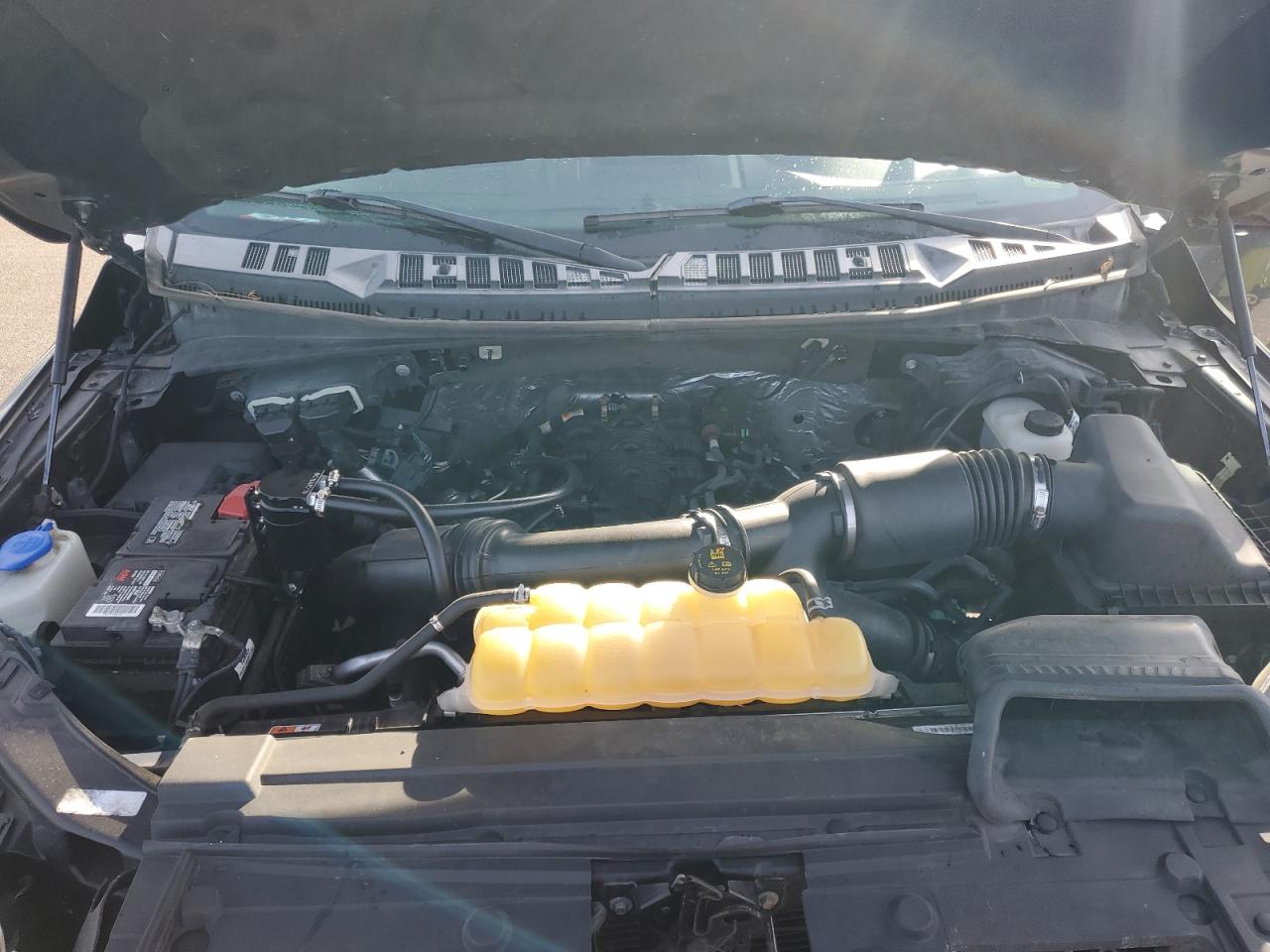 2017 Ford F-150 - Image 11