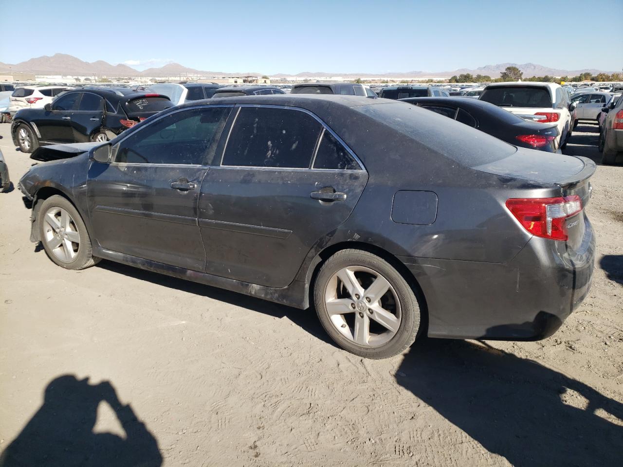 VIN 4T1BF1FK5DU255629 2013 TOYOTA CAMRY no.2