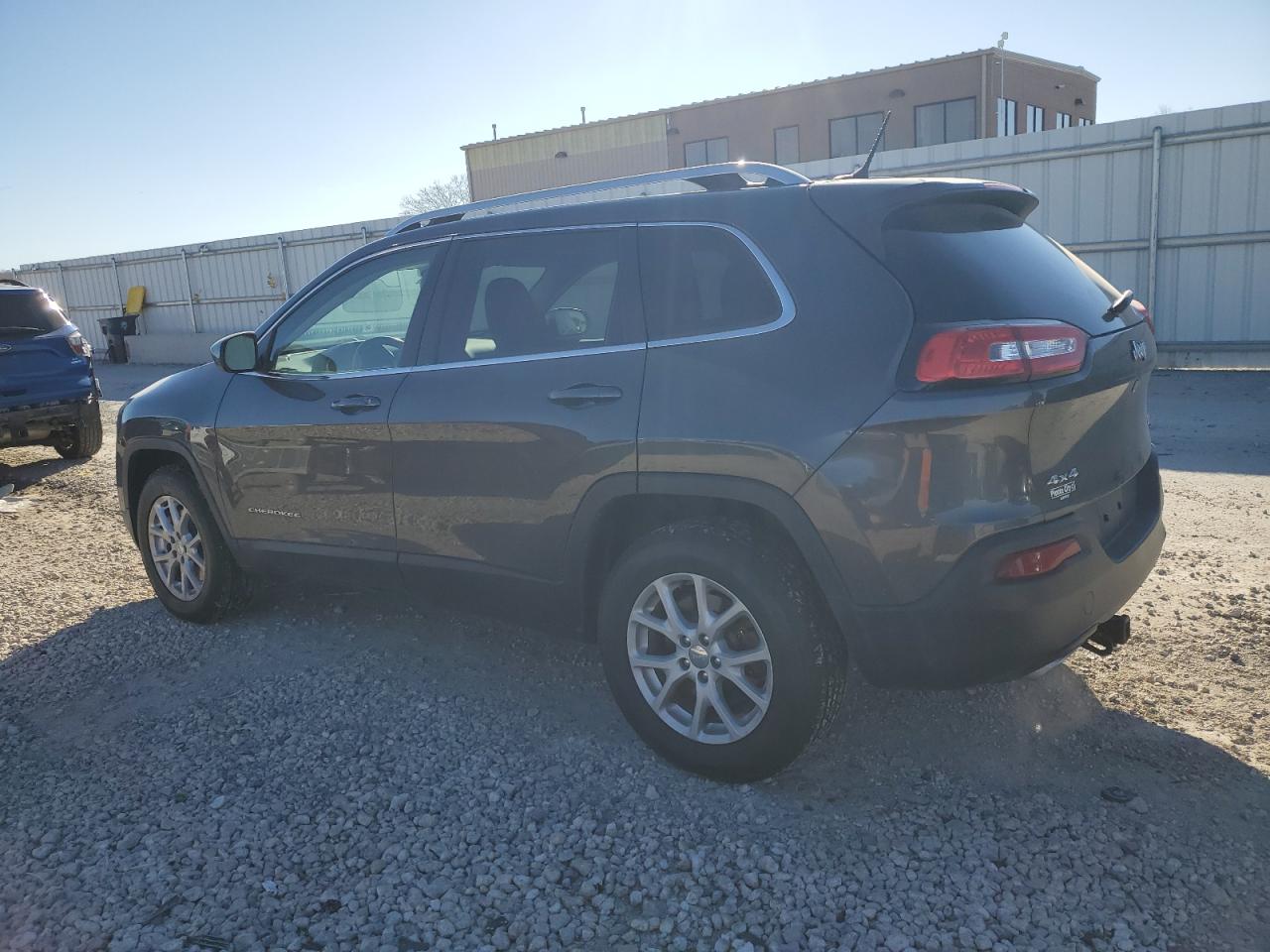 2015 Jeep Grand Cherokee - Image 2