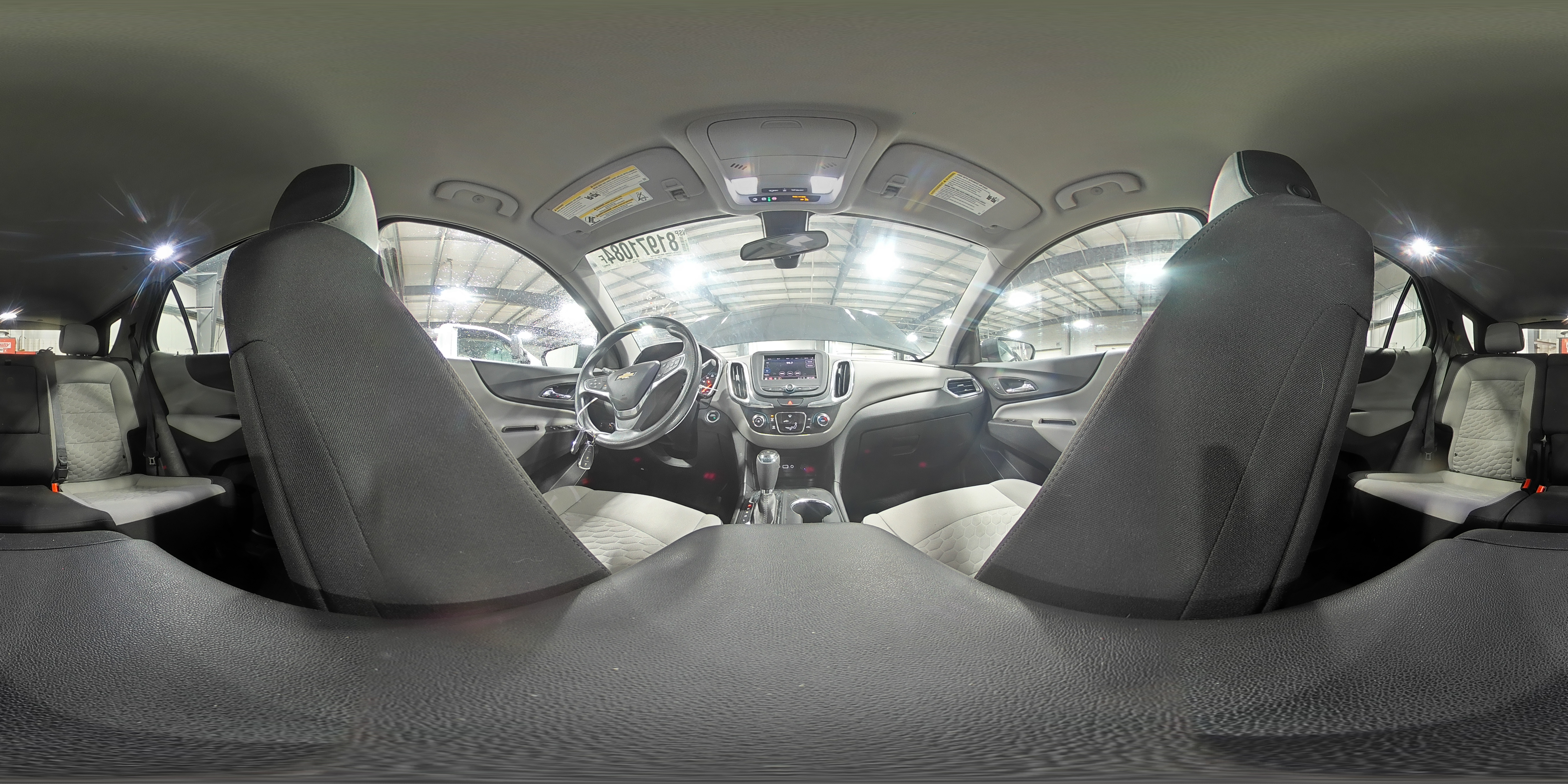 2020 Chevrolet Equinox - Image 15
