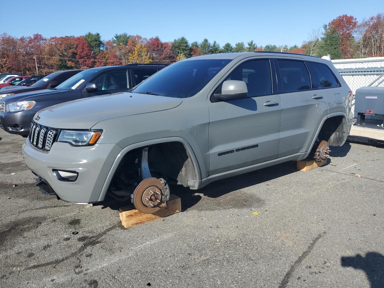 2020 Jeep Grand Cherokee - Image 1