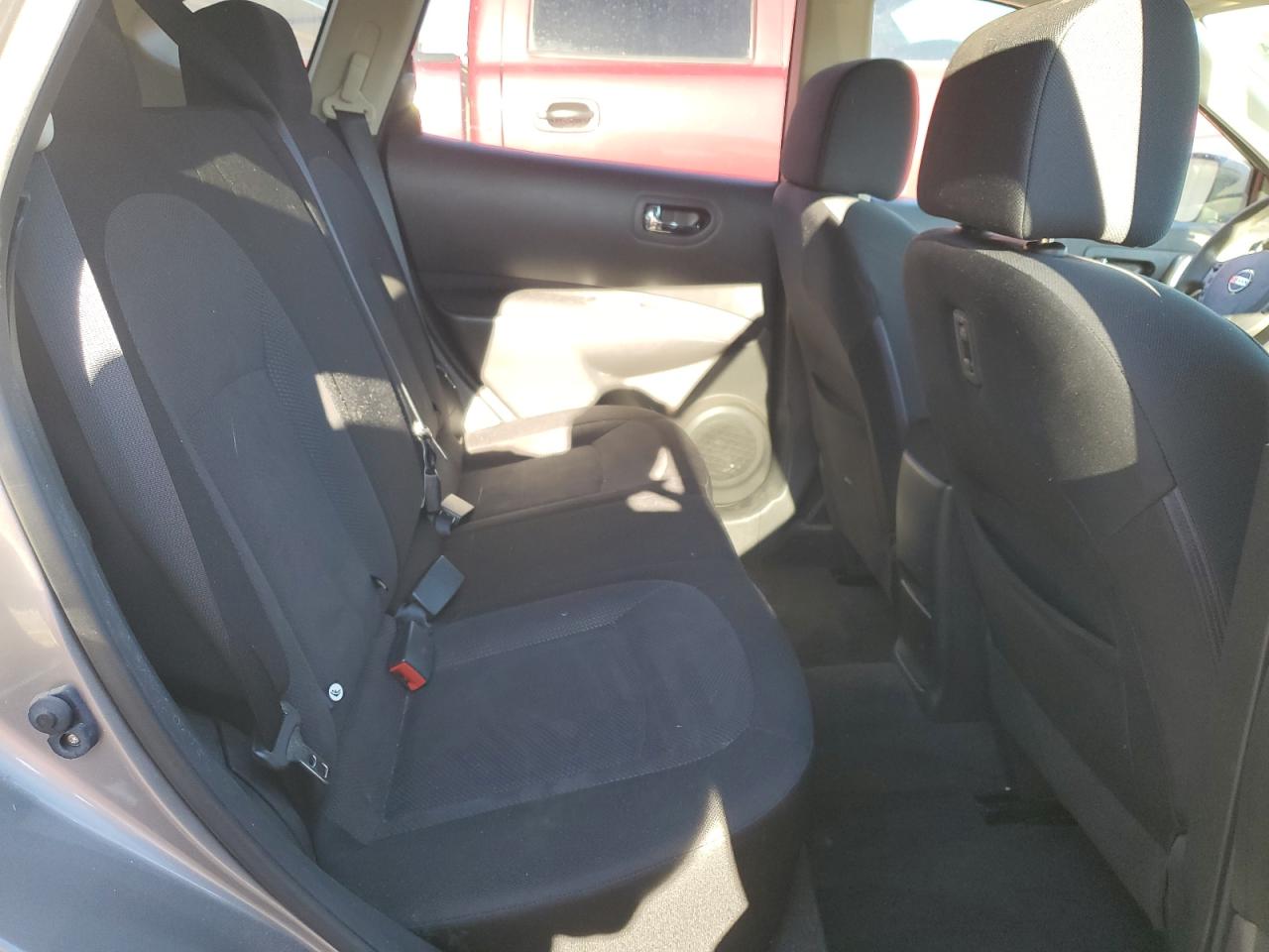 2013 Nissan Rogue - Image 10