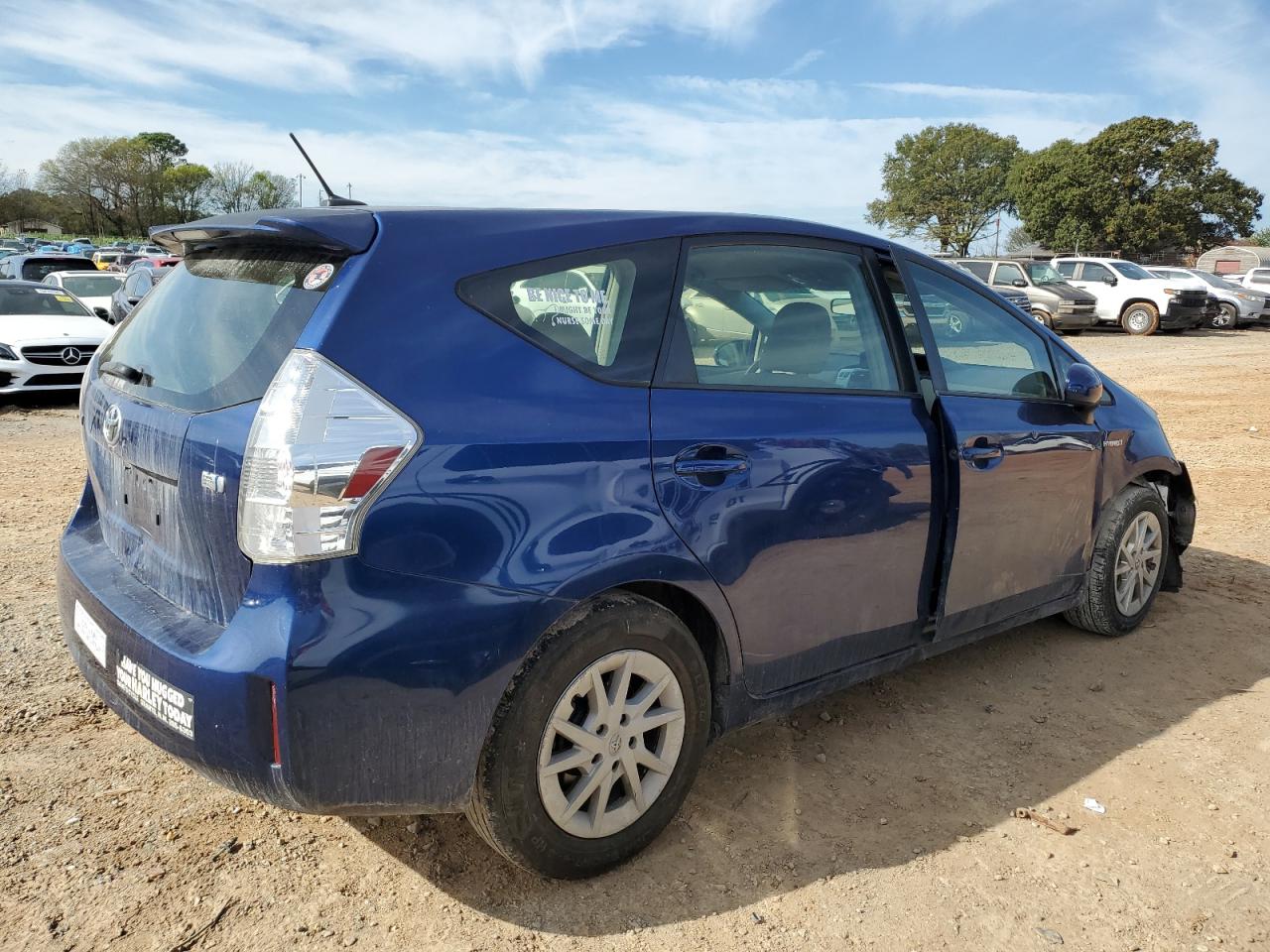 VIN JTDZN3EU5D3229963 2013 TOYOTA PRIUS no.3