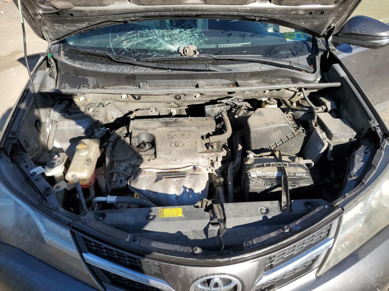2013 Toyota RAV 4 - Image 12