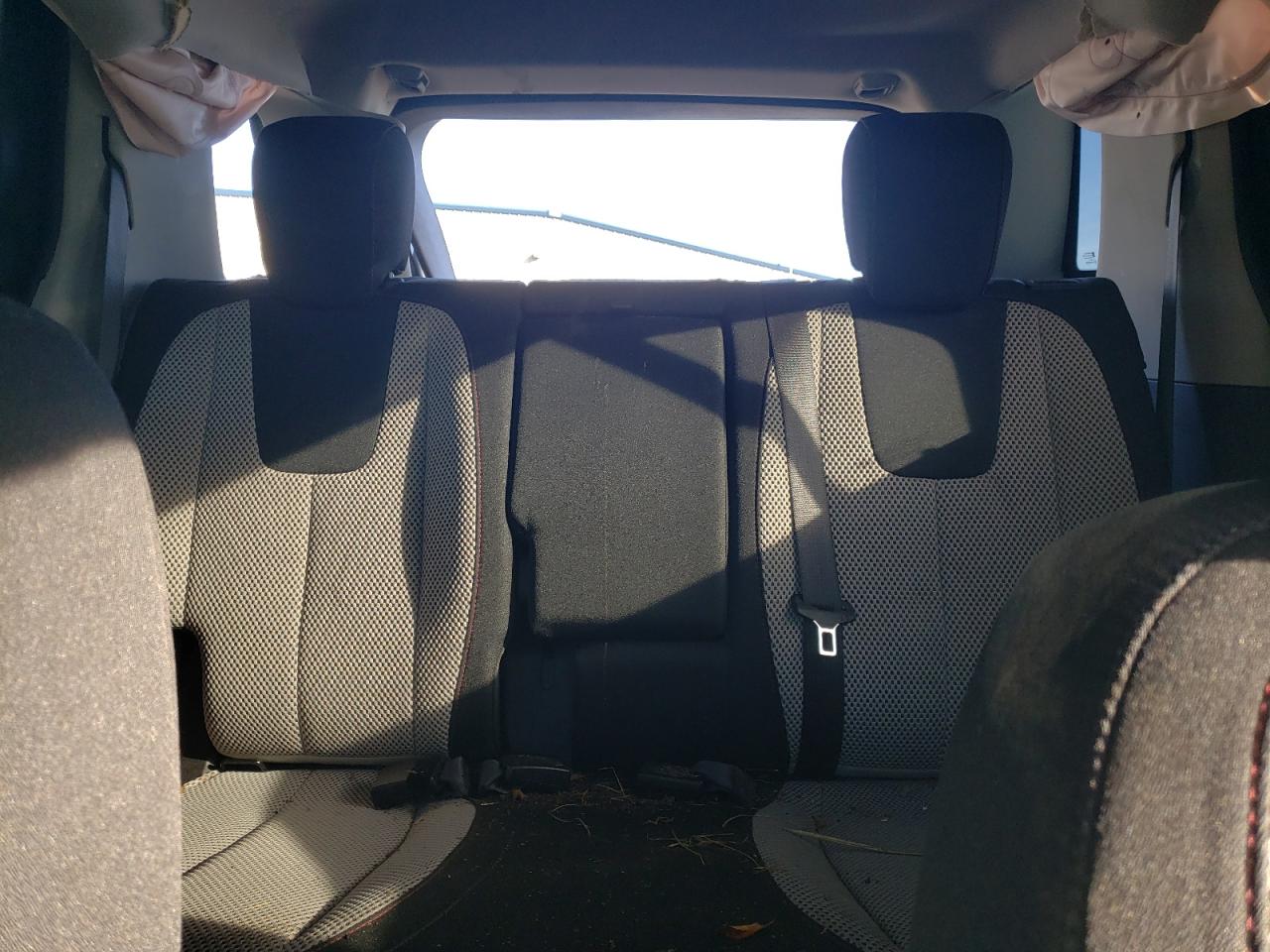 2016 GMC Terrain - Image 10