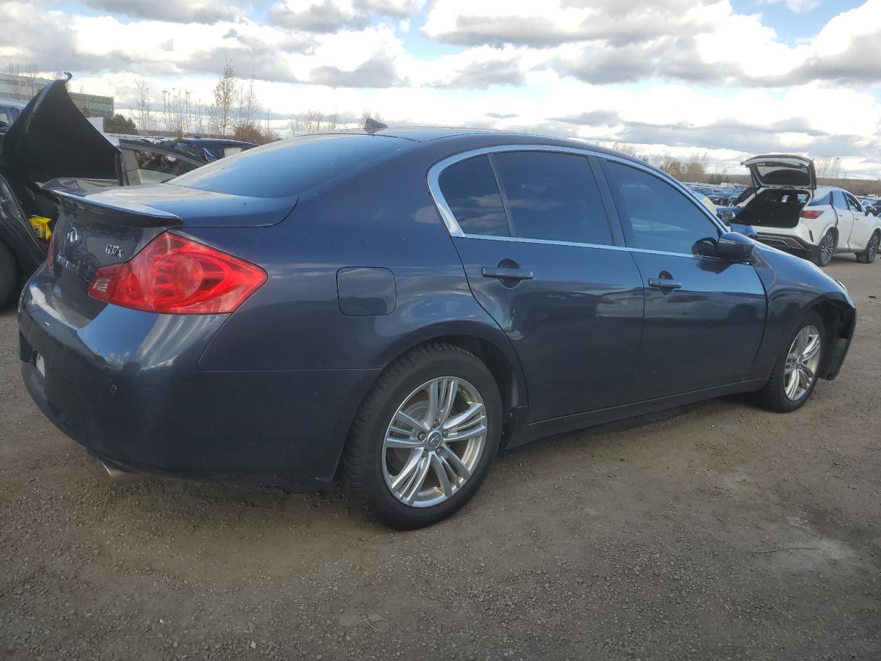 2013 Infiniti G - Image 3