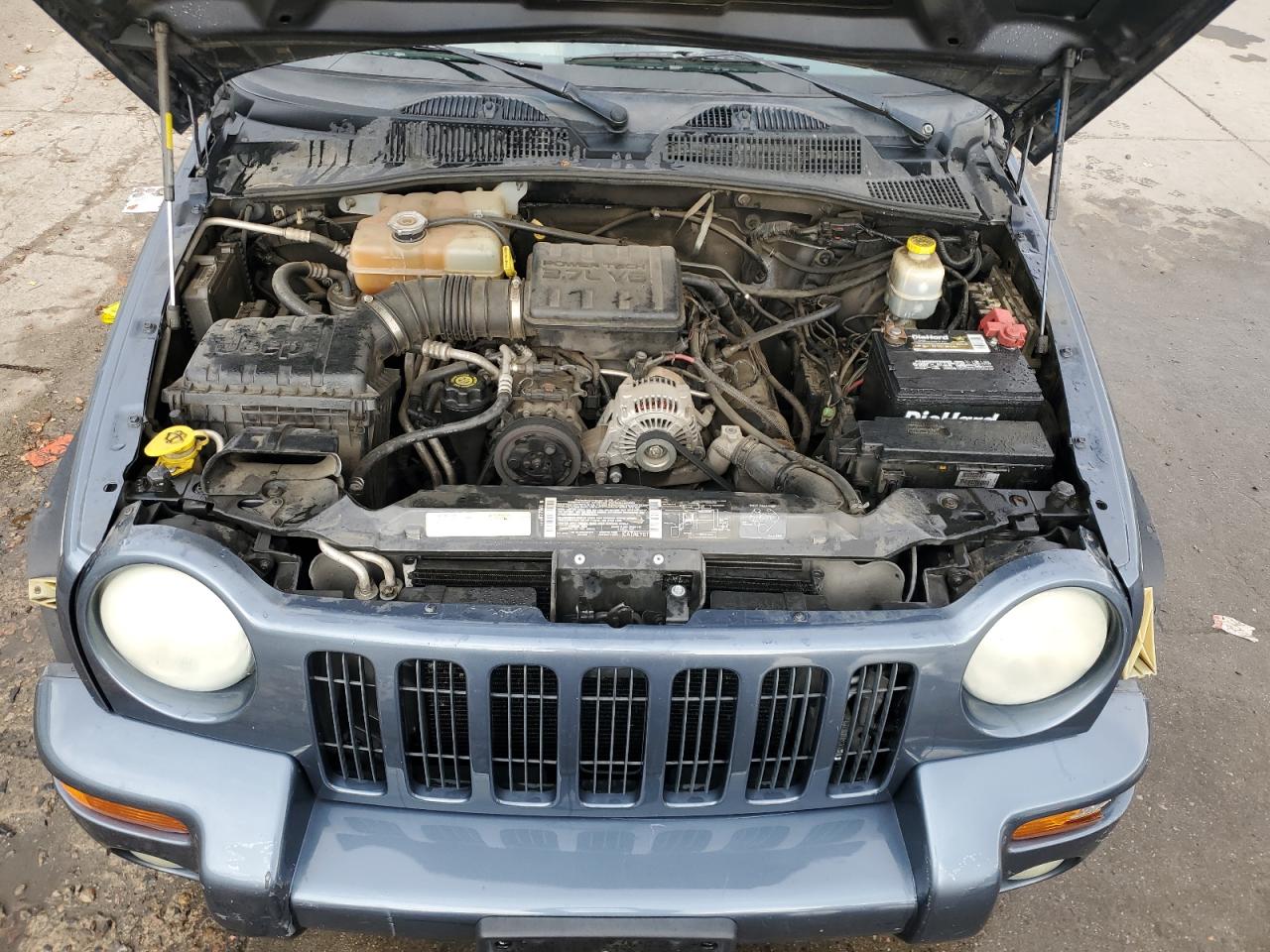 2002 Jeep Liberty (North America) - Image 12