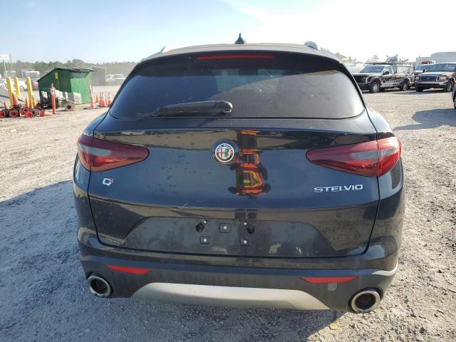  ALFA ROMEO STELVIO 2018 Чорний