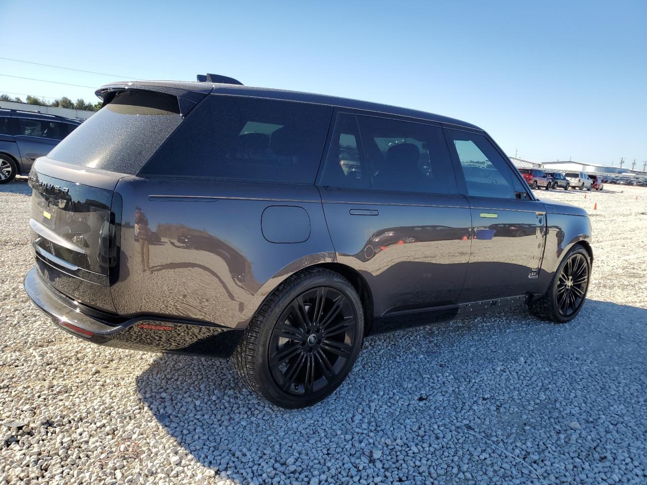 2024 Land Rover Range Rover - Image 3