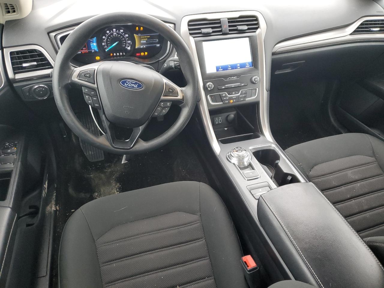 2020 Ford Fusion - Image 8