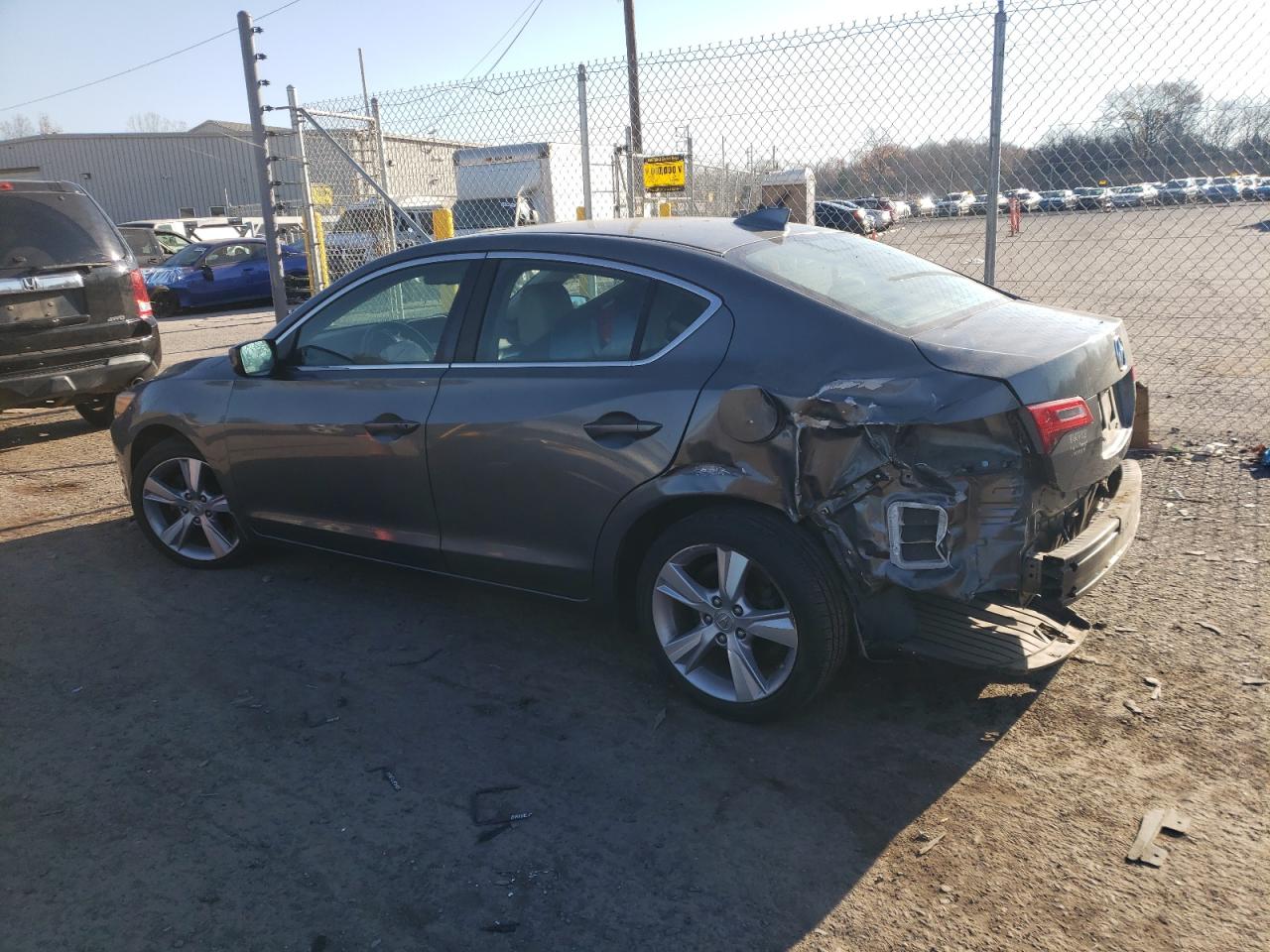 VIN 19VDE1F7XDE012725 2013 ACURA ILX no.2