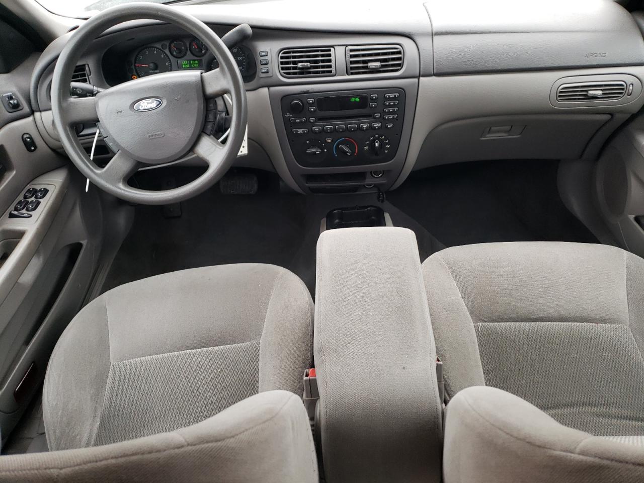 2005 Ford Taurus - Image 8