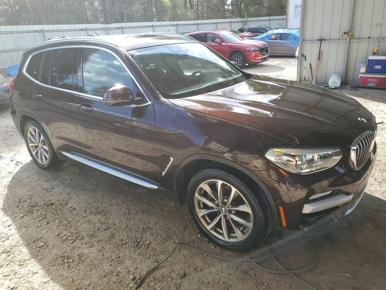 VIN 5UXTR7C57KLR45756 2019 BMW X3 no.4