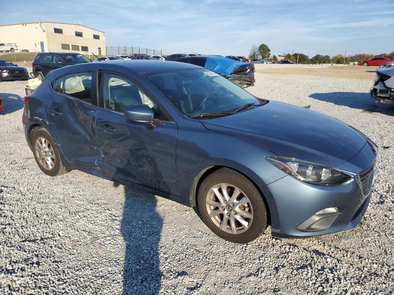 2016 Mazda 3 - Image 4