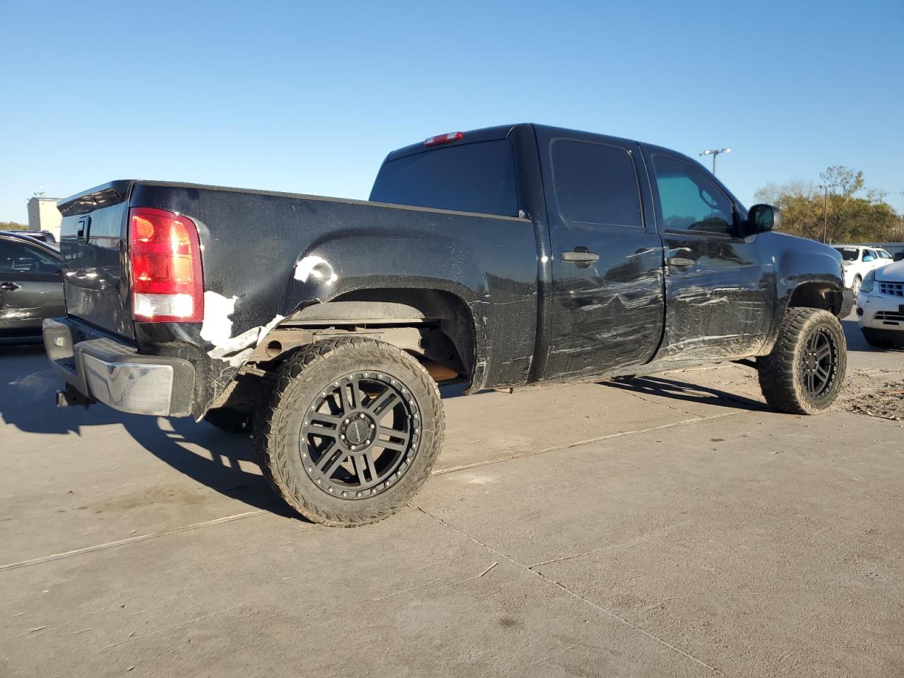 2009 GMC Sierra - Image 3