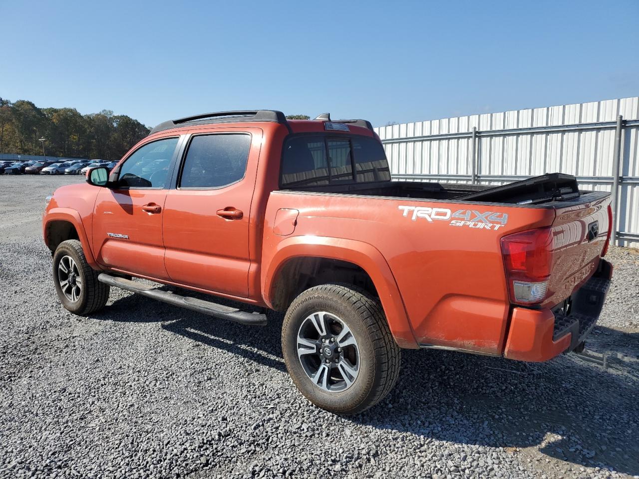 VIN 5TFCZ5AN9GX015947 2016 TOYOTA TACOMA no.2