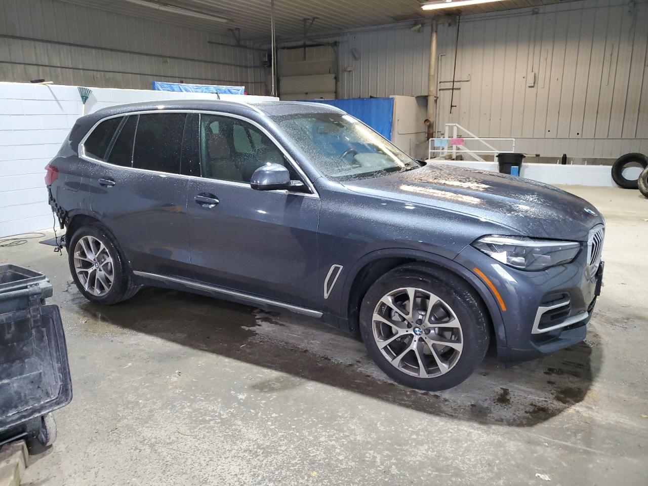 VIN 5UXCR6C02N9M05912 2022 BMW X5 no.4