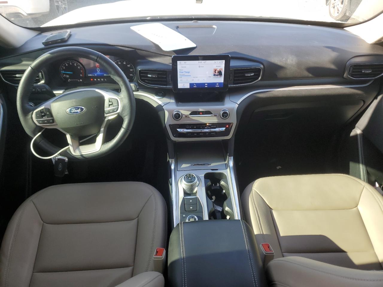2022 Ford Explorer - Image 8