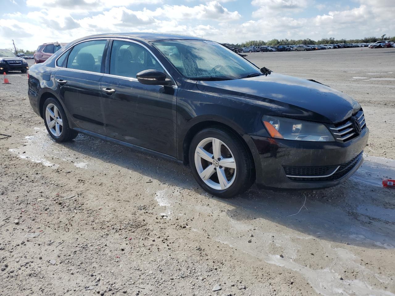 2012 Volkswagen Passat Se VIN: 1VWBH7A33CC057392 Lot: 81030124