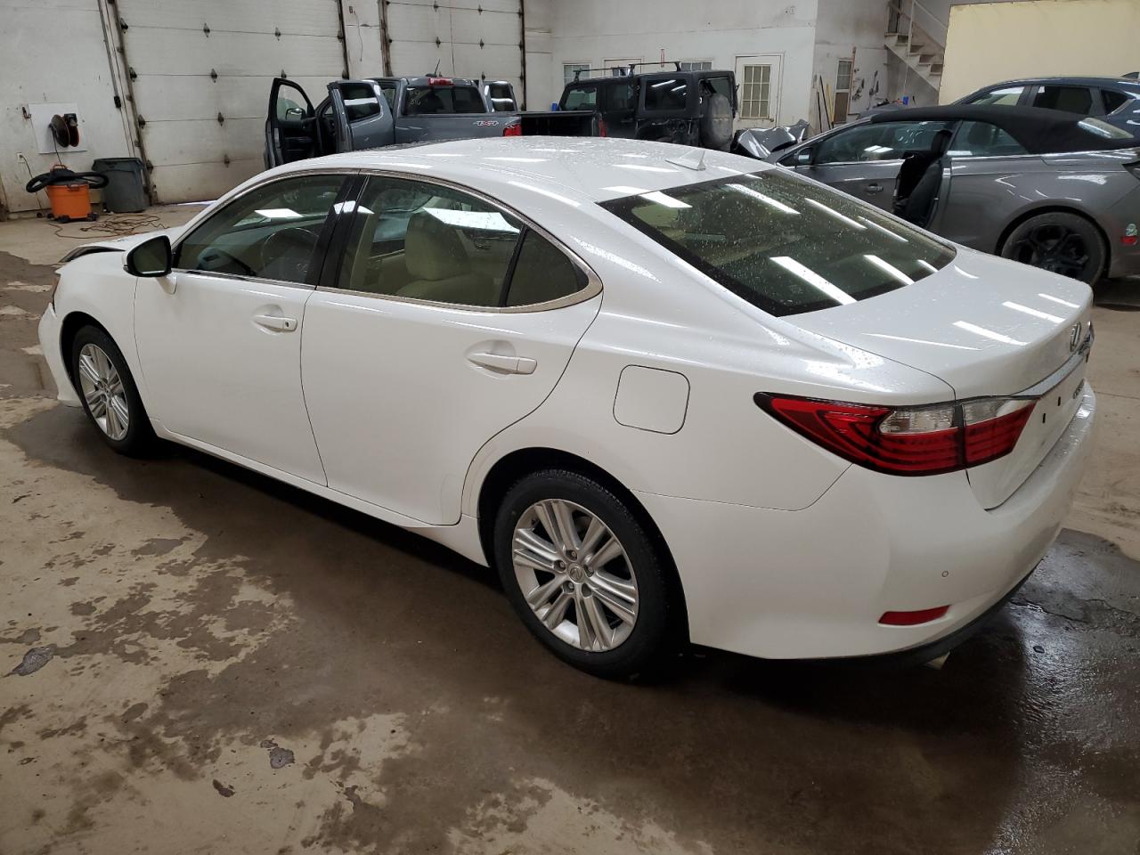 VIN JTHBK1GG9D2066177 2013 LEXUS ES350 no.2