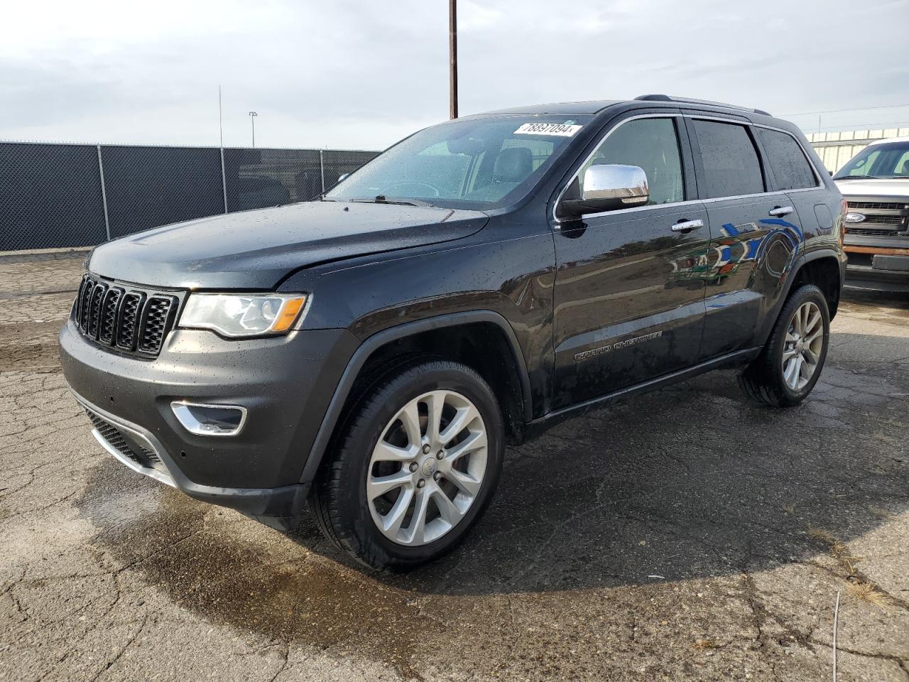 2017 Jeep Grand Cherokee - Image 1
