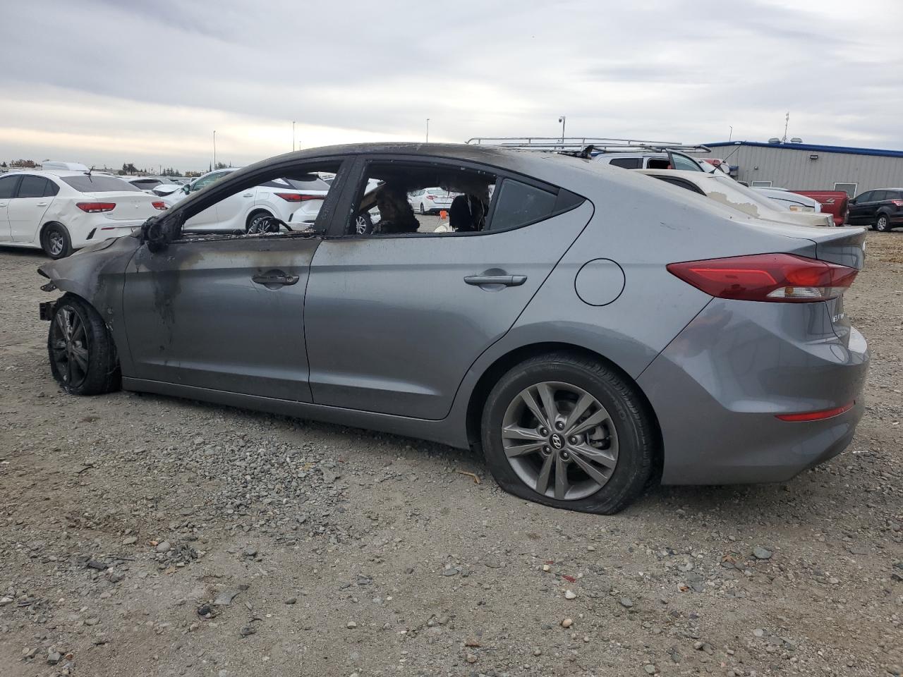 2018 Hyundai Elantra - Image 2