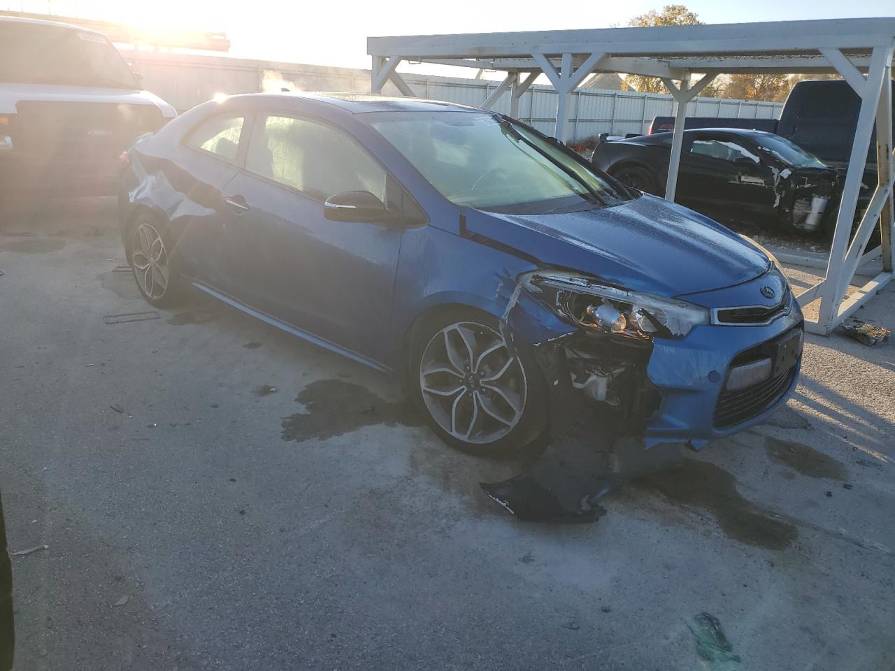 VIN KNAFZ6A37E5230945 2014 KIA FORTE no.4