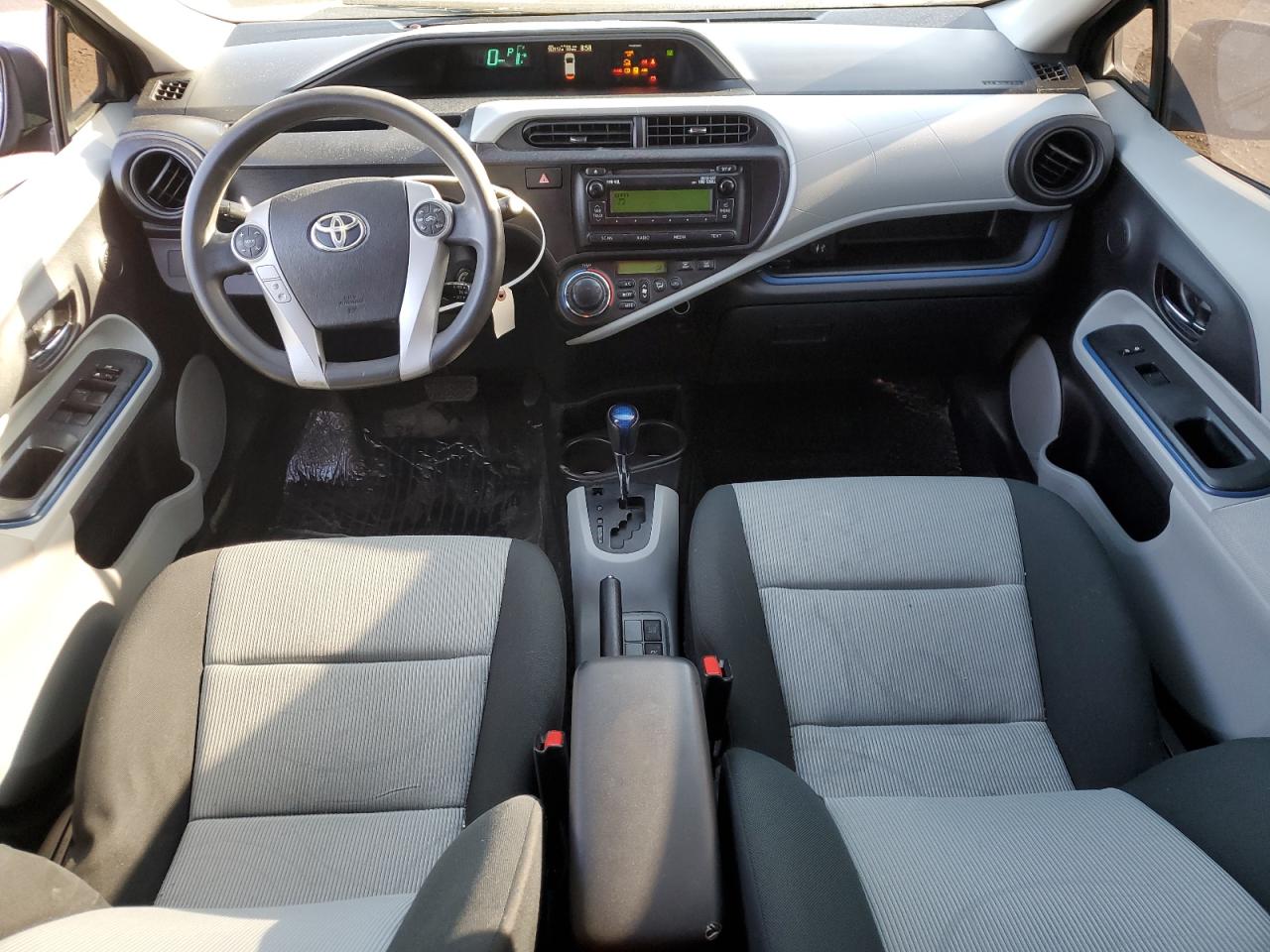 2012 Toyota Prius C VIN: JTDKDTB36C1527769 Lot: 81192664